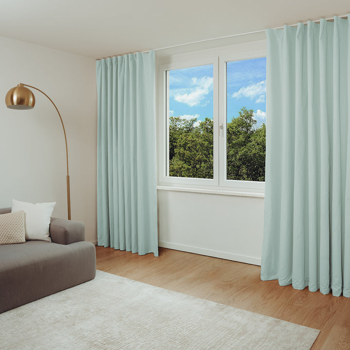Schallschutzvorhang psssst 1.300g/m² pastellblau mit Faltenband – schalldämmend