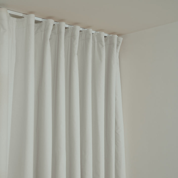 psssst 1.300g/m² | white