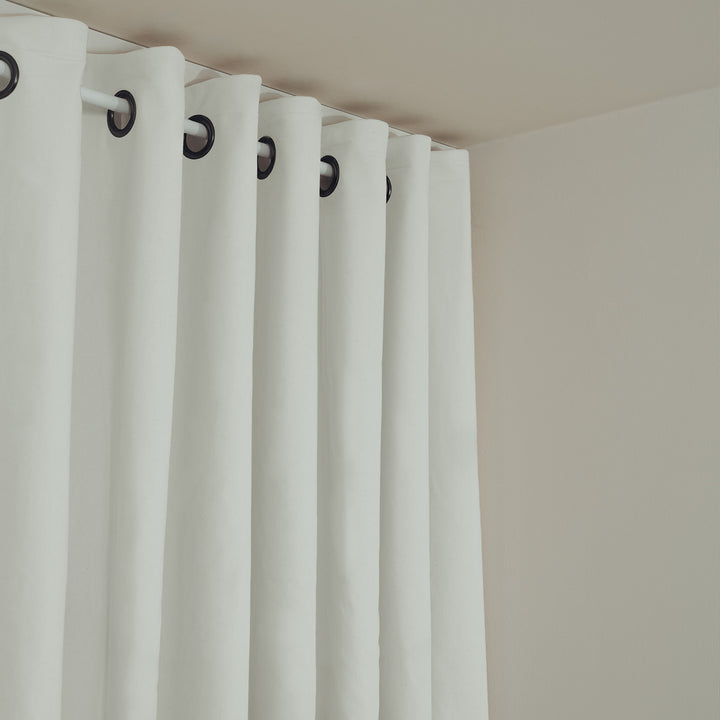 psssst 1.300g/m² | white